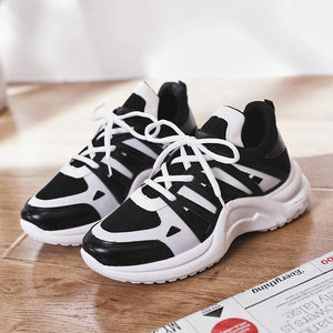 Women Lace Up Breathable Mesh Shoes